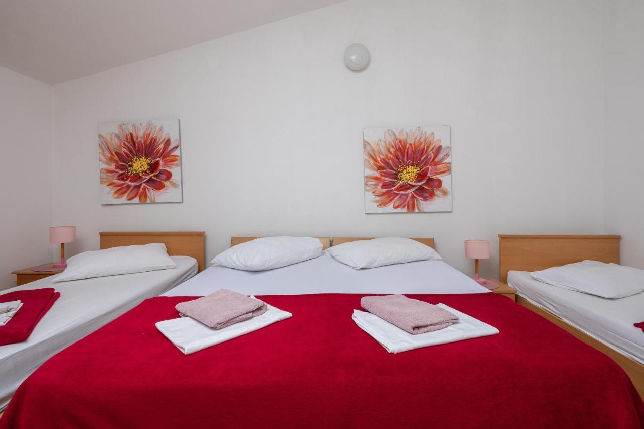 Beach Apartments Borovina Stanici Екстериор снимка