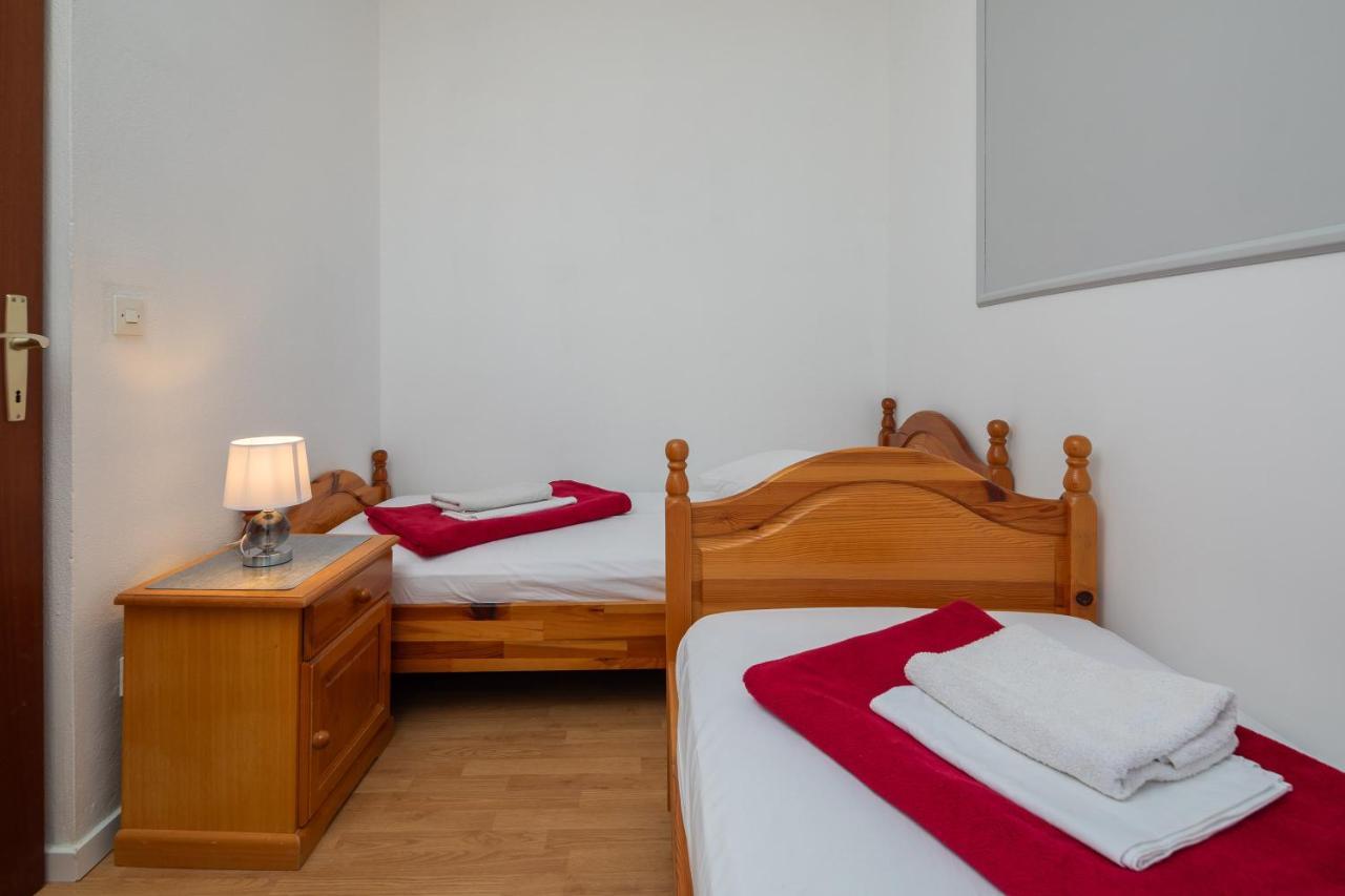 Beach Apartments Borovina Stanici Екстериор снимка